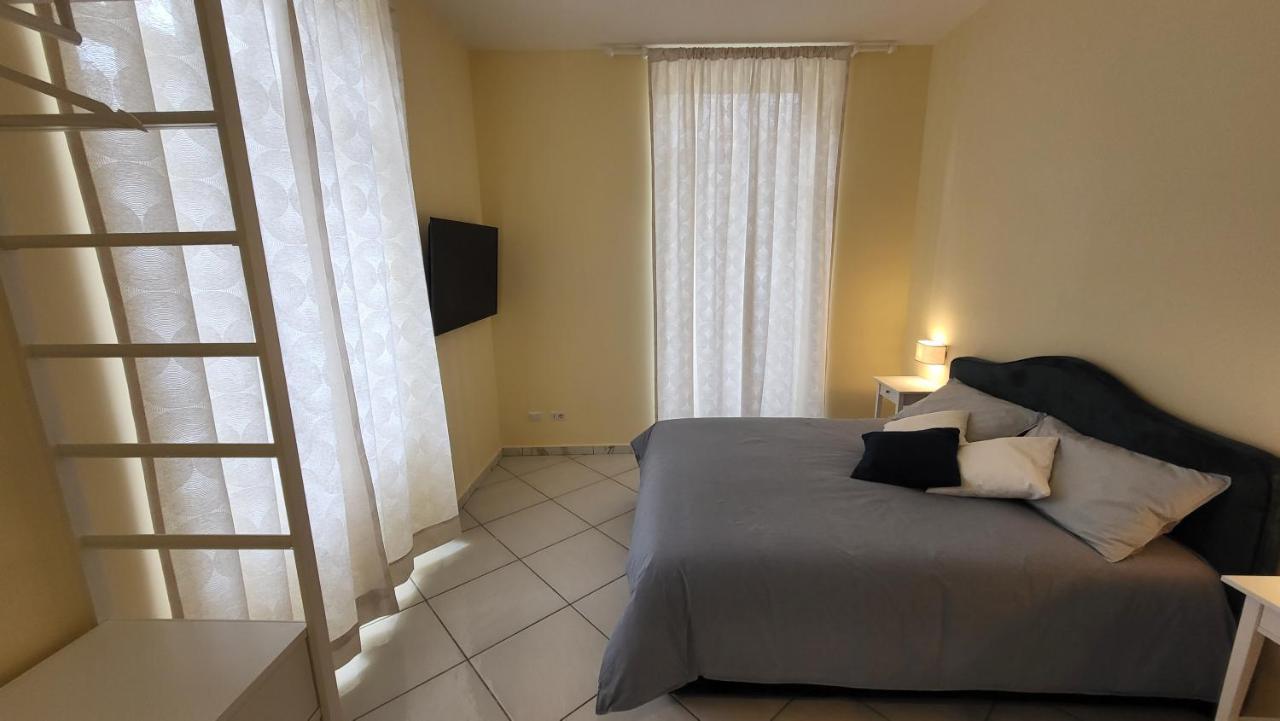 La Casa Di Bruno Suites Napoli Ngoại thất bức ảnh