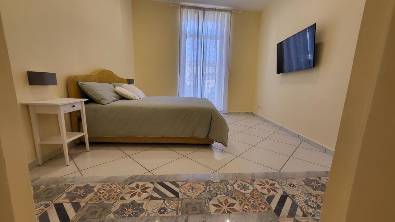 La Casa Di Bruno Suites Napoli Ngoại thất bức ảnh