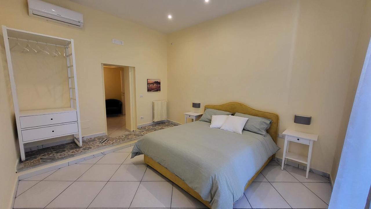 La Casa Di Bruno Suites Napoli Ngoại thất bức ảnh